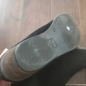 Black suade short boots size 9.5 women's by Vintage Crown in great shape 1 inch thumbnail 2