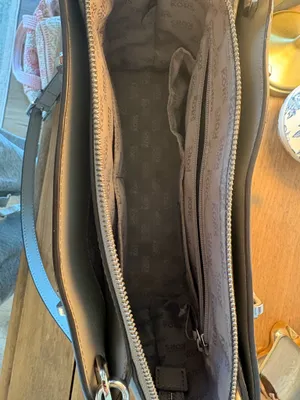 Michael Kors Purse thumbnail 3