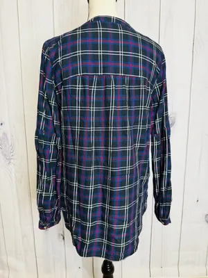 Ann Taylor Loft Plaid Tunic Blouse Women's Sz M V-Neck Black Blue Red thumbnail 7