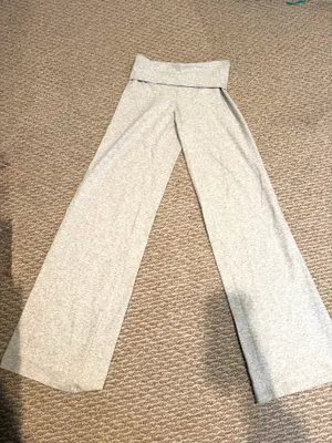 Brandy Melville Priscilla Pants Grey thumbnail 4
