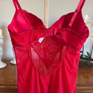 Just Sexy Frederick’s of Hollywood Red Sheer Lace Babydoll Negligee M thumbnail 7