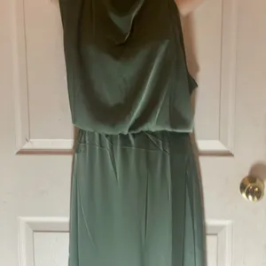 Elegant Dark Green Maxi Dress Size L thumbnail 2
