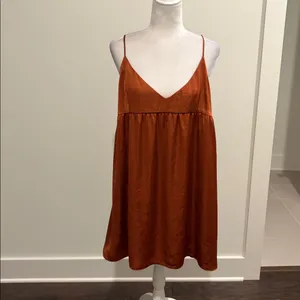 Aritzia Wilfred Satin Lover Mini Dress Sz L thumbnail 2