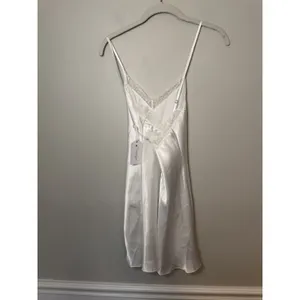 In Bloom By Jonquil White Lace TrimNightie Bridal Bride Sz XS NWT thumbnail 4