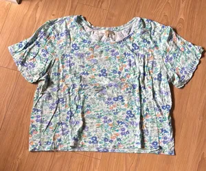 Floral Print Women's Top thumbnail 1