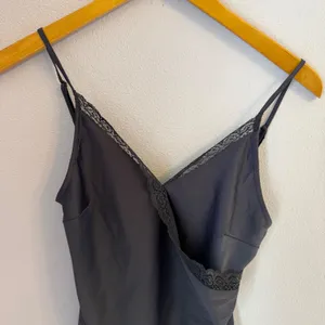 Urban Outfitters Lace Trim Satin Slip Dress Blue‎ Cinched Mini Romantic Size S thumbnail 3