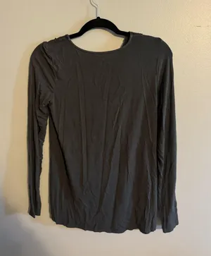 American Eagle lacy long sleeve thumbnail 2