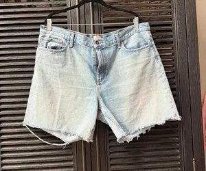 Favorite Daughter Tommy shorts boyfriend fit size 33 thumbnail 1