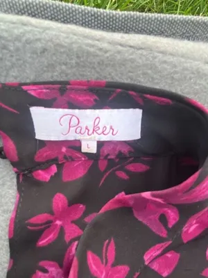 Parker Purple Floral V-neck Flounce Dress Size L thumbnail 3