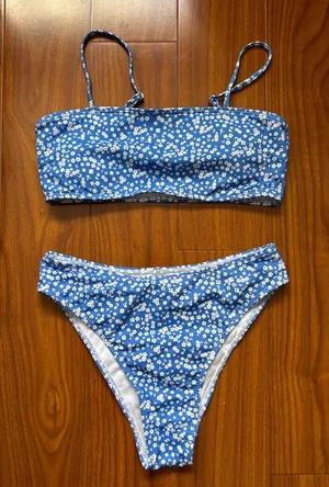 Blue Floral Two thumbnail 1