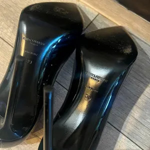 Saint Laurent Zoe 110m Pump 39 black patent leather worn once BEAUTIFUL/classic thumbnail 8