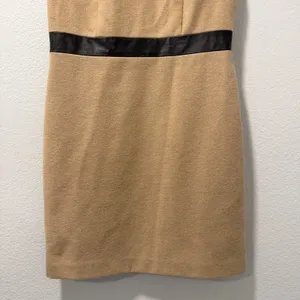 Club Monaco Size-0 Womens Dress Wool‎ Blend Lined with Leather Trim thumbnail 9