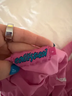 Edikted Hot pink crop top thumbnail 6