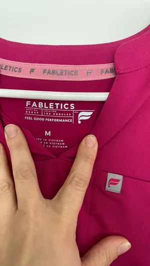 Fabletics Scrub Set thumbnail 2