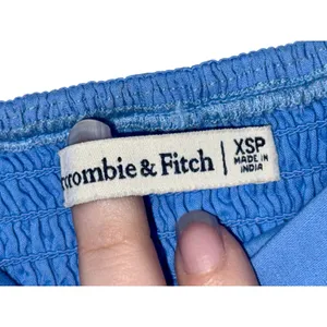 Abercrombie & Fitch Blue Smocked Back Puff Sleeve Mini Dress Womens Size XS P thumbnail 4