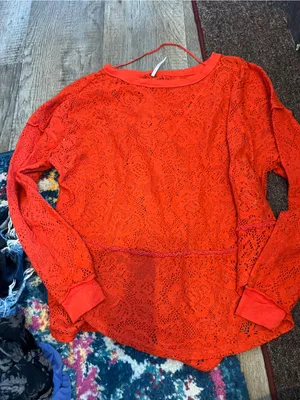 Free people Red Lace Long-Sleeve Women's Top thumbnail 3