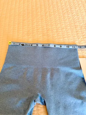 High-Waist Seamless Leggings in Sky Blue thumbnail 5