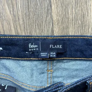 Boden Denim High Rise Flare Jeans Size 2R thumbnail 7