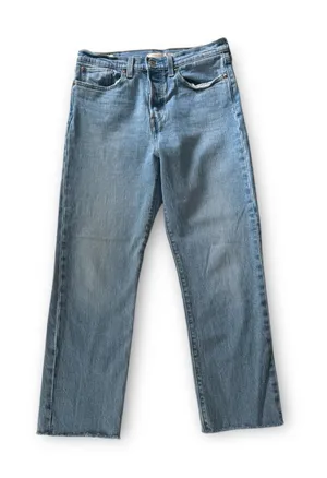 Levi’s Premium Wedgie Straight Jeans thumbnail 1
