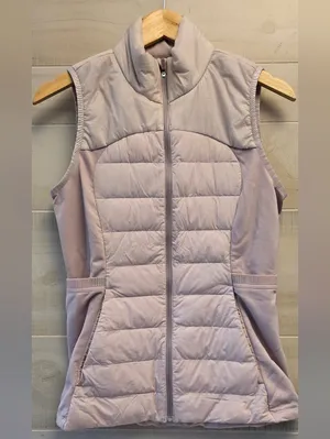 {8} Lululemon Down For It All Puffer Vest Porcelain Pink thumbnail 3