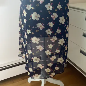 Floral Sleeveless Dress thumbnail 6