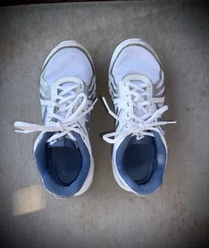 New Balance 496 V3 Women's Walking Sneakers Sz 6.5 thumbnail 4