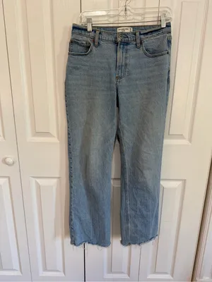 Abercrombie & Fitch The Baggy Low Rise Jean Size 0S thumbnail 2
