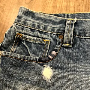 Y2K Abercrombie & Fitch Jean Shorts Blue Distressed Cut Off Womens 8 W29 thumbnail 4