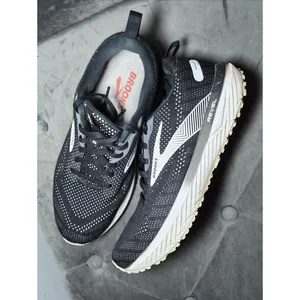 Brooks Revel Running Shoes 8.5 Medium B - Black with White Accents thumbnail 9