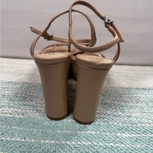 Schutz Kelsie Platform Sandals Womens 8.5 Beige Strappy Block Heel Ankle Strap thumbnail 6