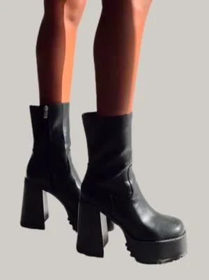 Princess Polly Garbo Platform Boots thumbnail 1