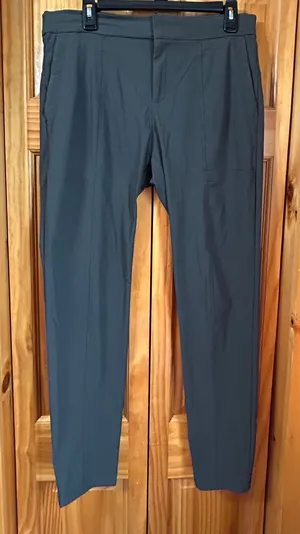 ATHLETA Wander Stash Skinny Pant Charcoal‎ Grey Joggers Sz 8 Women's thumbnail 1