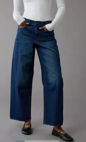 American Eagle Jeans thumbnail 1