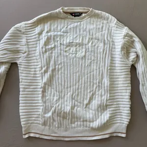 Vintage Y2K Ecko UnItd rib-knit embroidered Crewneck sweater thumbnail 4
