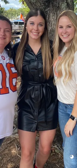 Black Dress thumbnail 3