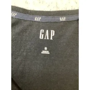 GAP Women True Black Short Sleeve Slub Tee V-Neck T-Shirt Small‎ QLT7142S NEW thumbnail 2
