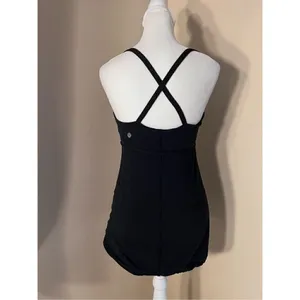 Lululemon Black Bulerias Athletic Tank Top Size 6 thumbnail 2