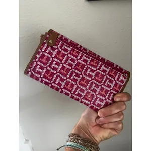 Tommy Hilfiger Pink Trifold Wallet Preppy Y2K Everyday Travel Iconic Tennis Prep thumbnail 2