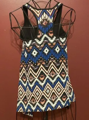 About a girl Los Angeles tank top​​​ thumbnail 3