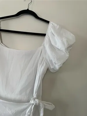 Trixxi White Puff Sleeve Wrap Mini Dress Medium Coastal European Summer Beach thumbnail 2