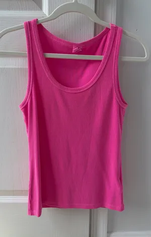 Women’s Gap Hot Pink Tank Top  thumbnail 1