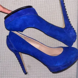 Stunning Vince Camuto Heels 7.5 thumbnail 2