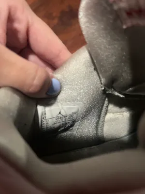 Air Jordan 4s thumbnail 6