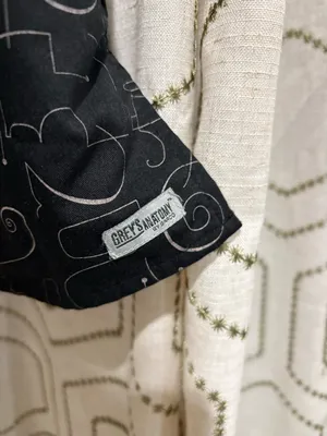 Grey's Anatomy Black Scrub Top V-Neck XL thumbnail 5