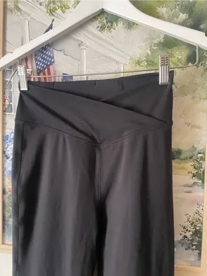 Halara Crossover High Waisted Flare Leggings Yoga Pants Black Size Small New thumbnail 4