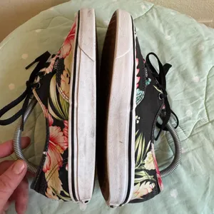 Vans Hawaiian Floral Sneakers Womens size 7 thumbnail 7