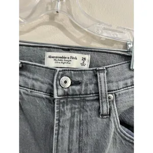 Abercrombie Curve Love Ultra High Rise Ankle‎ Straight Jeans Gray 26/2 thumbnail 6