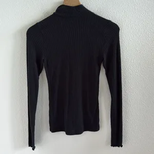 Abercrombie & Fitch Black Ribbed Turtle Neck Long Sleeve Small thumbnail 2