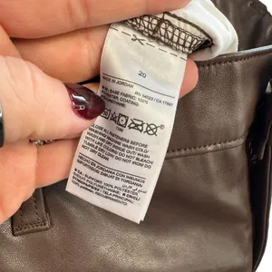 Old Navy Brown Faux Leather Straight Pants Plus‎ Size 20 Vegan Leather Trousers thumbnail 4