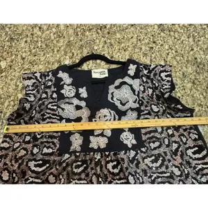 Savannah Jane Embroidered and Sequin Top Plus Size‎ 1X Animal Floral Print thumbnail 7